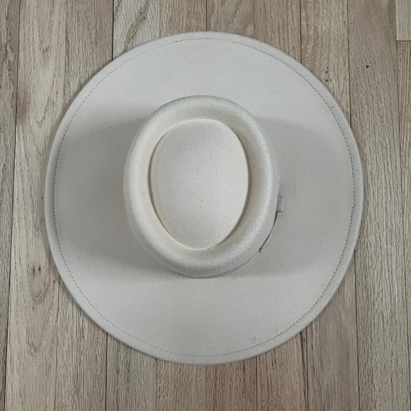 CJLA Womens Cream Wide Brim Vegan Felt Hat One Size Adjustable - Picture 3 of 8